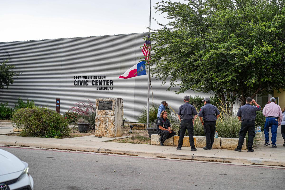 77-Page Report Details ‘Systemic’ Law Enforcement Failures in Uvalde School Mass Shooting