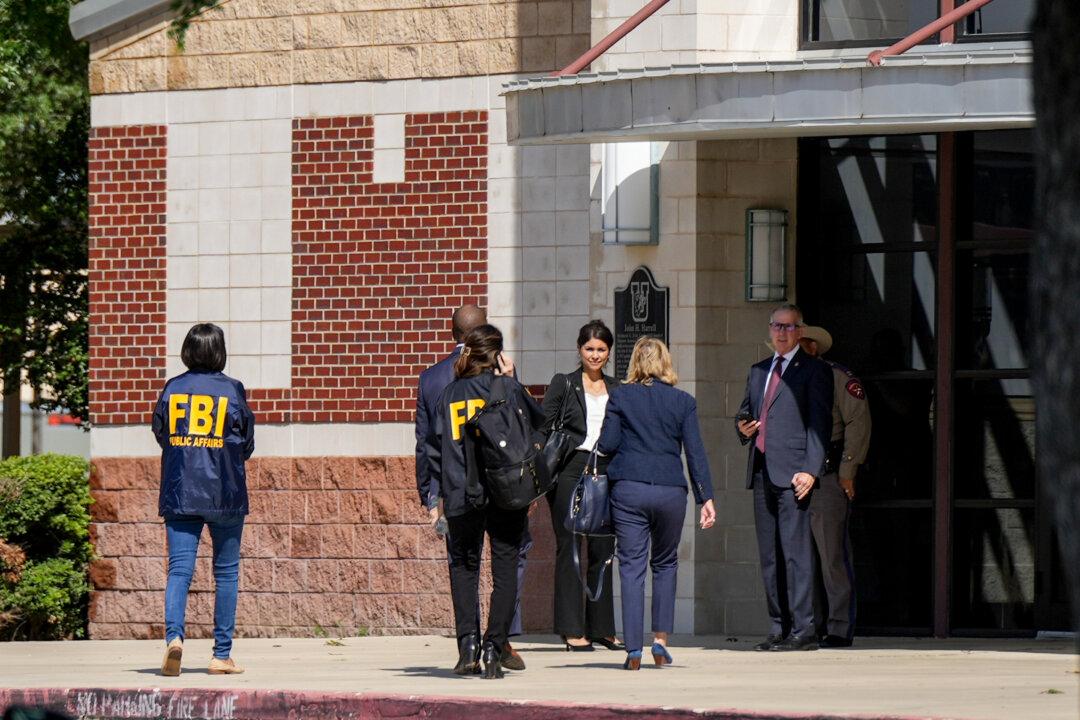 Border Patrol Officer Killed Texas School Shooter: Governor