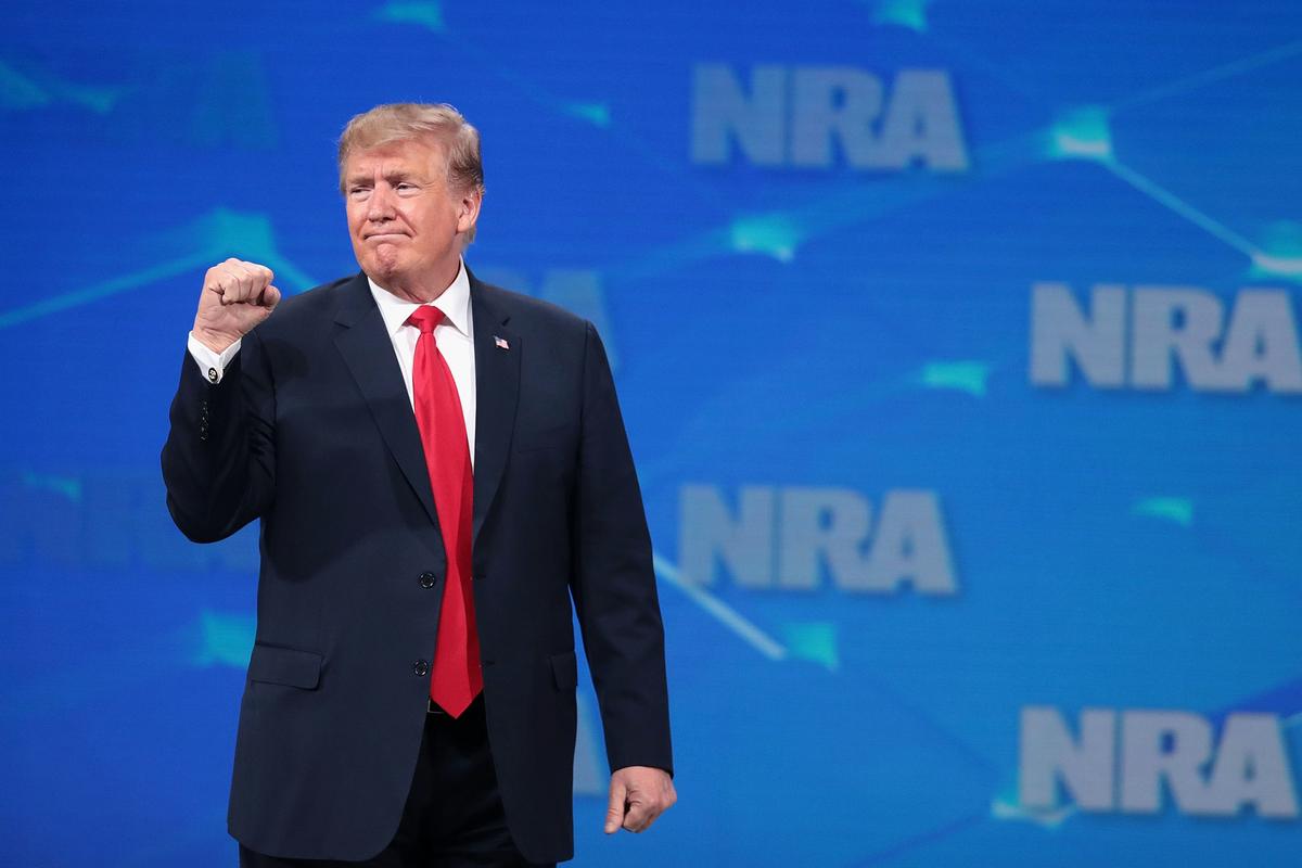 Trump Says US Needs ‘Real Leadership’ After Texas School Shooting, Commits to Speak at NRA Convention