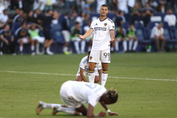  Dejan Joveljić #99 of Los Angeles Galaxy reacts to a missed shot on goal during the second half of a game against the Los Angeles FC at Dignity Health Sports Park, in Carson, Calif., on April 9, 2022. (Sean M. Haffey/Getty Images)