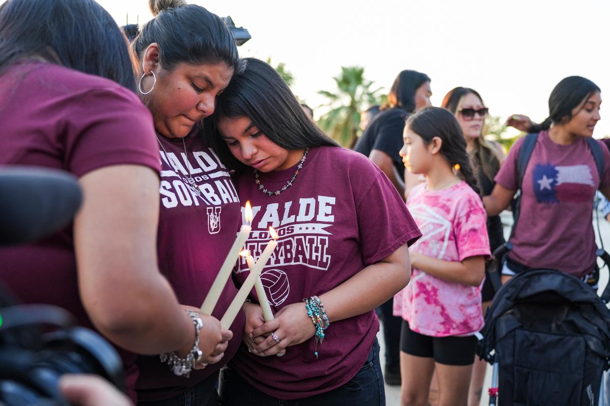 Texas Town Prays Together After Tragic Shooting at Elementary School