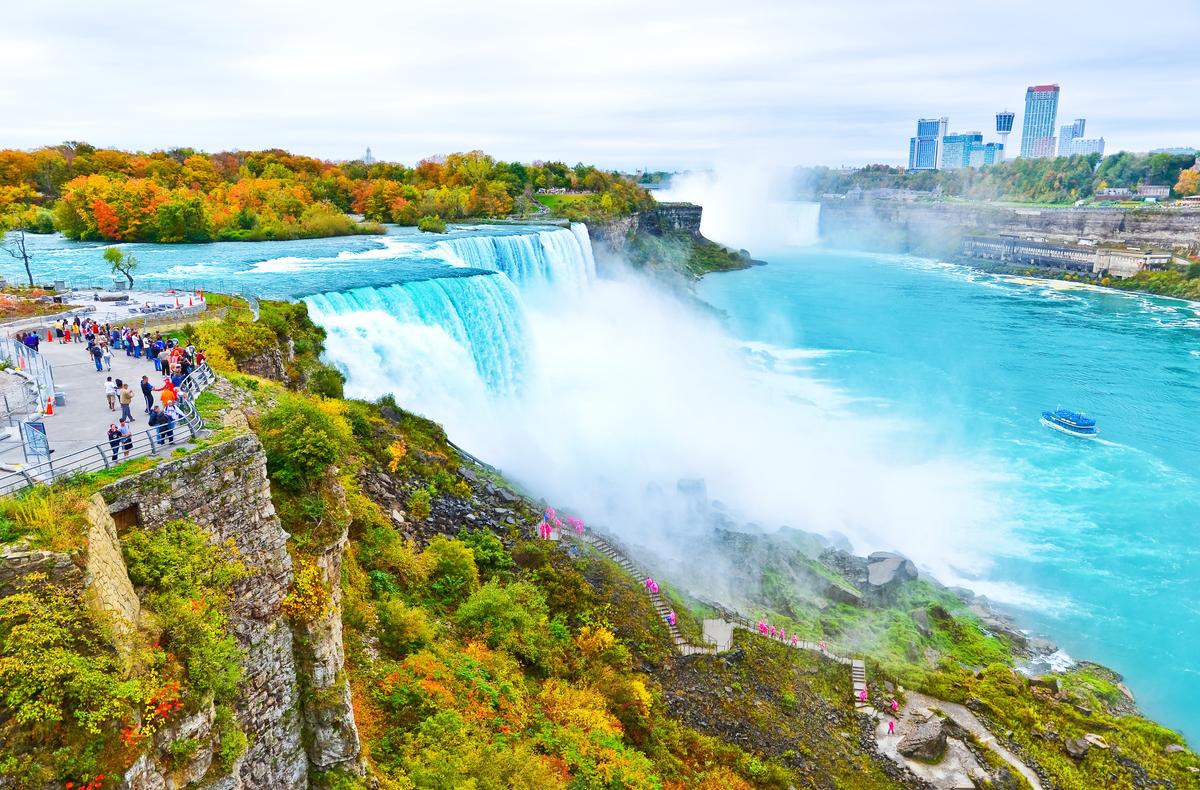 View of Niagara Falls from American side in autumn. (Javen/Shutterstock)