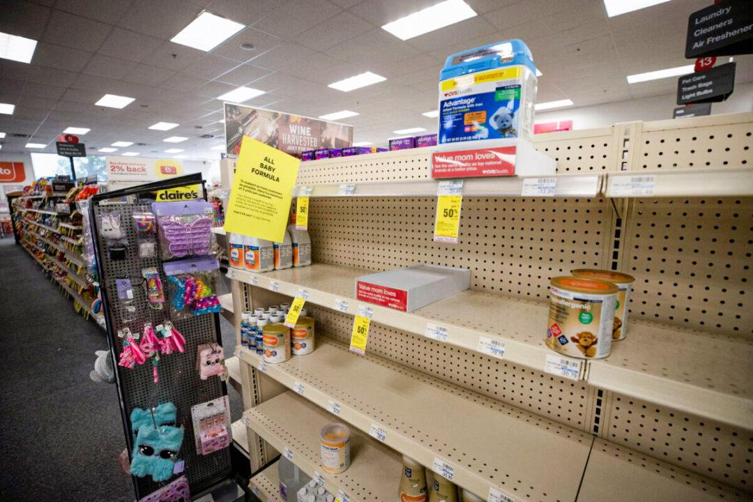 LA County Buys $750K Worth of Baby Formula to Fight Shortage