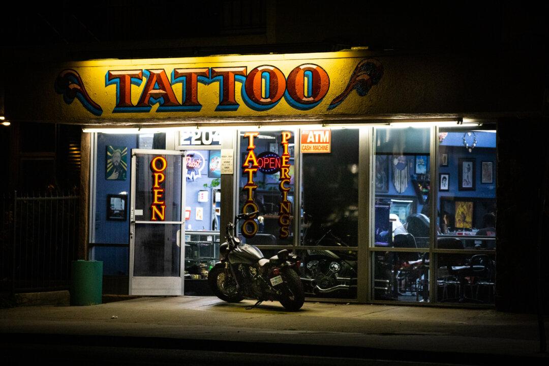 Over 80 Percent of Tattoo Inks Contain Unlisted Substances That Can Cause Organ Damage, Allergies: Study