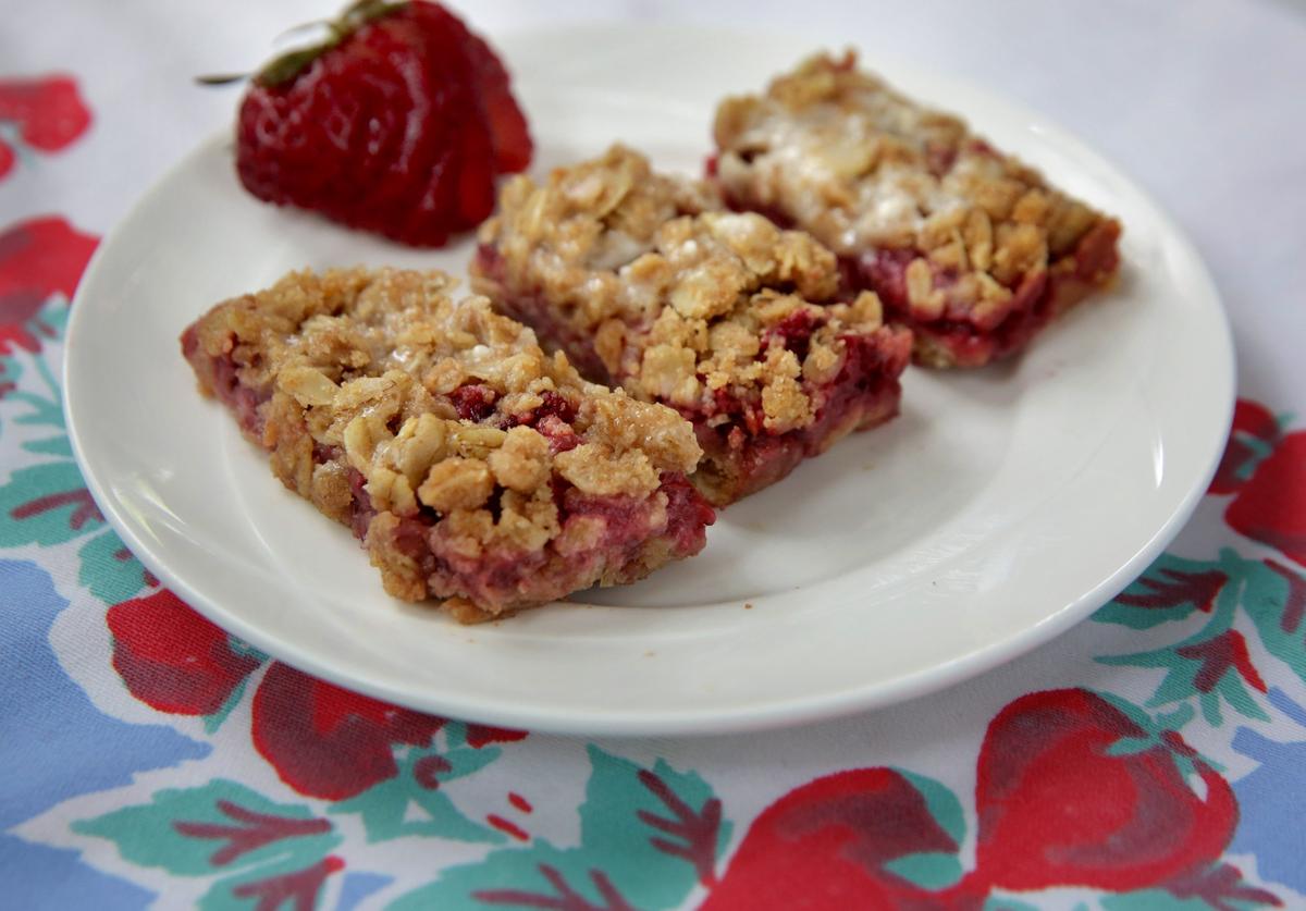 Healthy strawberry oatmeal bars, Wednesday, May 11, 2022. (Hillary Levin/St. Louis Post-Dispatch/TNS)