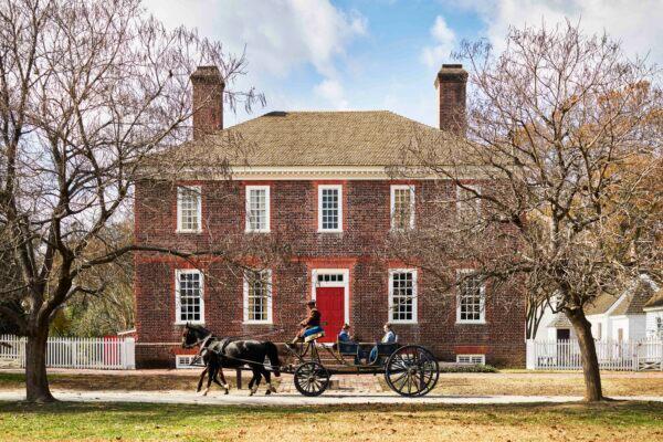 Colonial Williamsburg, one<br/>of the first planned cities of the Americas, is now the world’s largest living- history museum. (Public Domain)