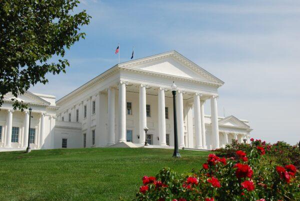 The Virginia State Capitol designed by Thomas Jefferson. (Travel Bug/Shutterstock)