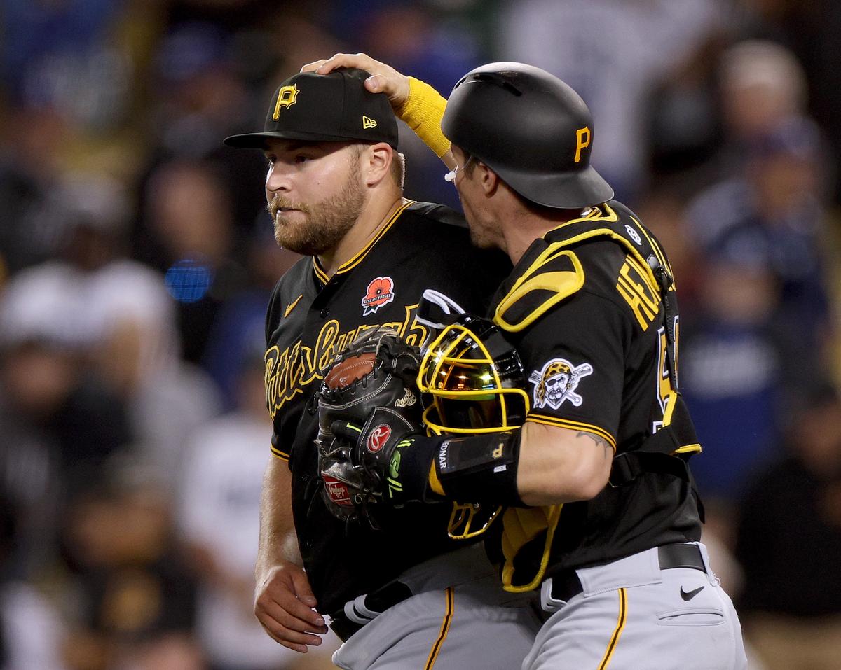 Pirates Rally Late After Losing Lead to Beat Dodgers 6–5