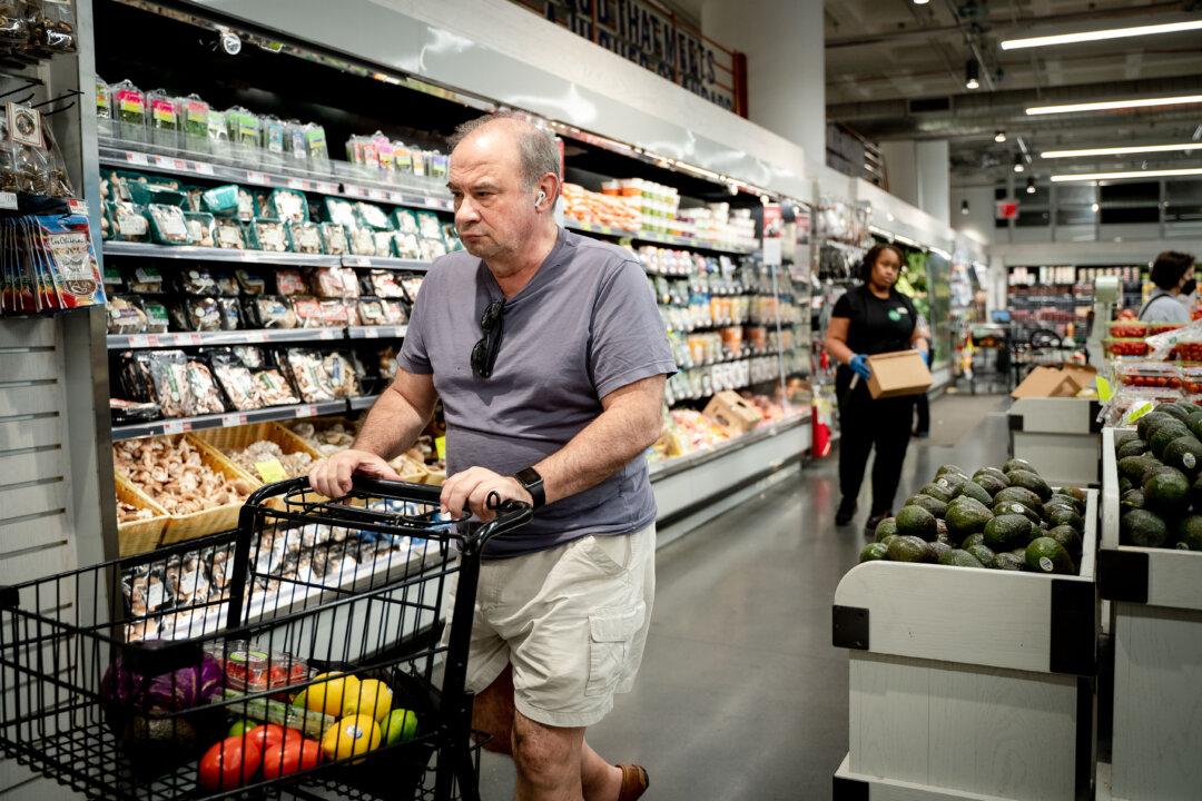 US Inflation Jumps to 8.6 Percent, Highest in 40 Years