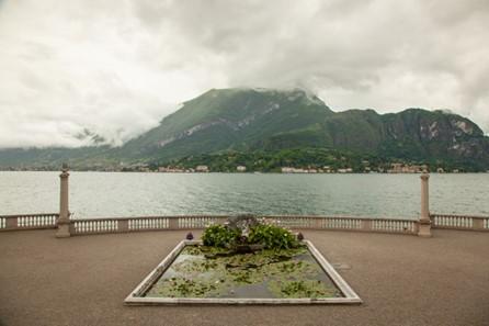 The lotus pond is centered on the lakeside terrace in front of Villa Melzi. It is representative of the lake, brought within reach of guests for close viewing. The small pond does not draw too much attention to itself in order to leave the broad terrace open to Lake Como and the mountainous terrain as the main spectacle. (JHSmith/Cartiophotos)