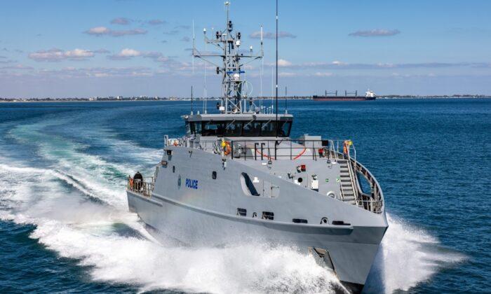 Ministers Overruled Defence Advice Not to Publicise Patrol Boat Problems