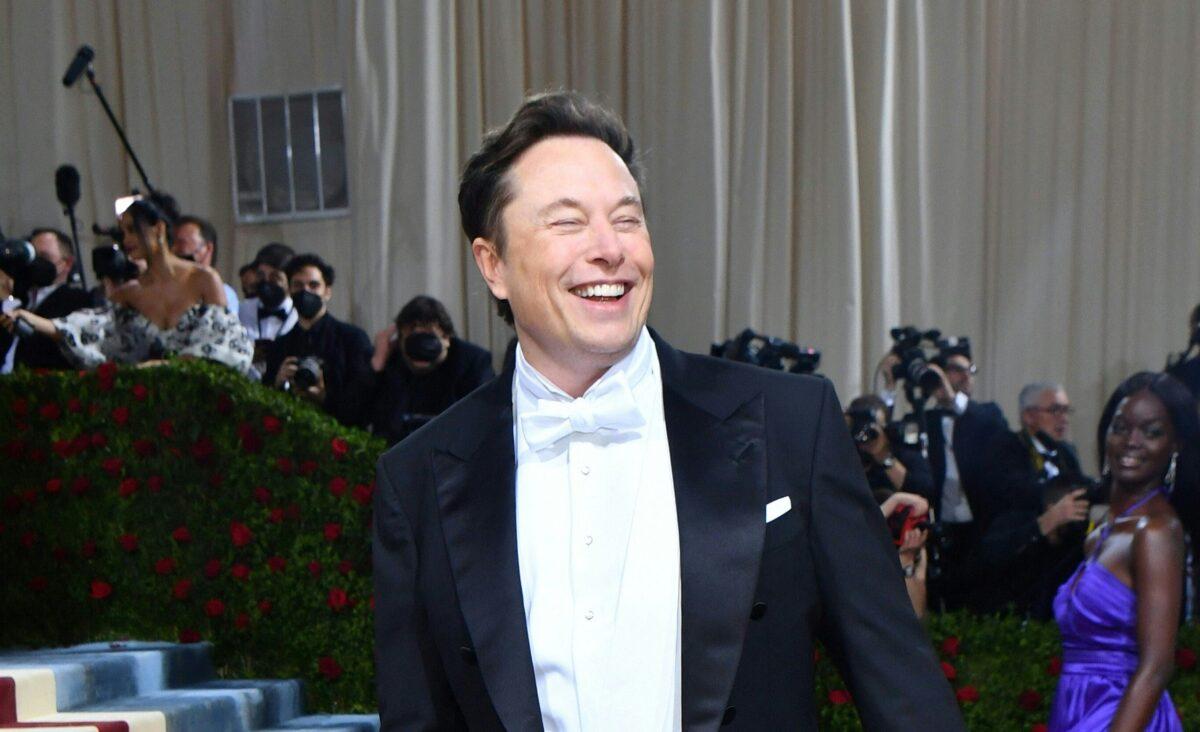 CEO, and chief engineer at SpaceX, Elon Musk, arrives for the 2022 Met Gala at the Metropolitan Museum of Art in New York on May 2, 2022. (Angela Weiss/AFP via Getty Images)