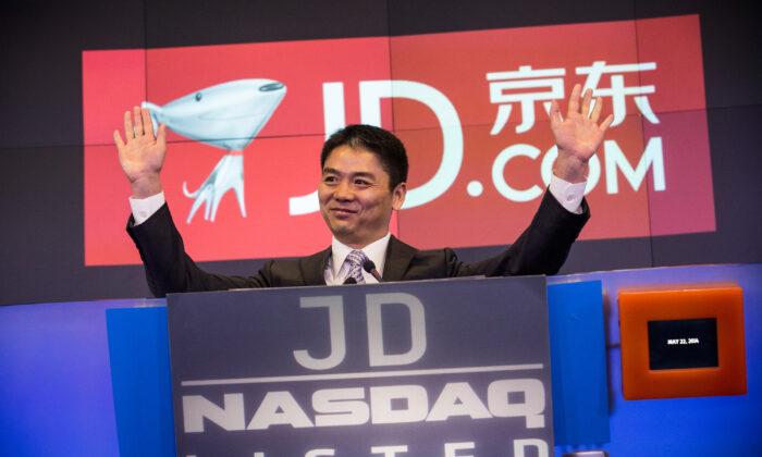 China’s JD.com Founder Wears an ‘Invisible Shackle’: Analyst