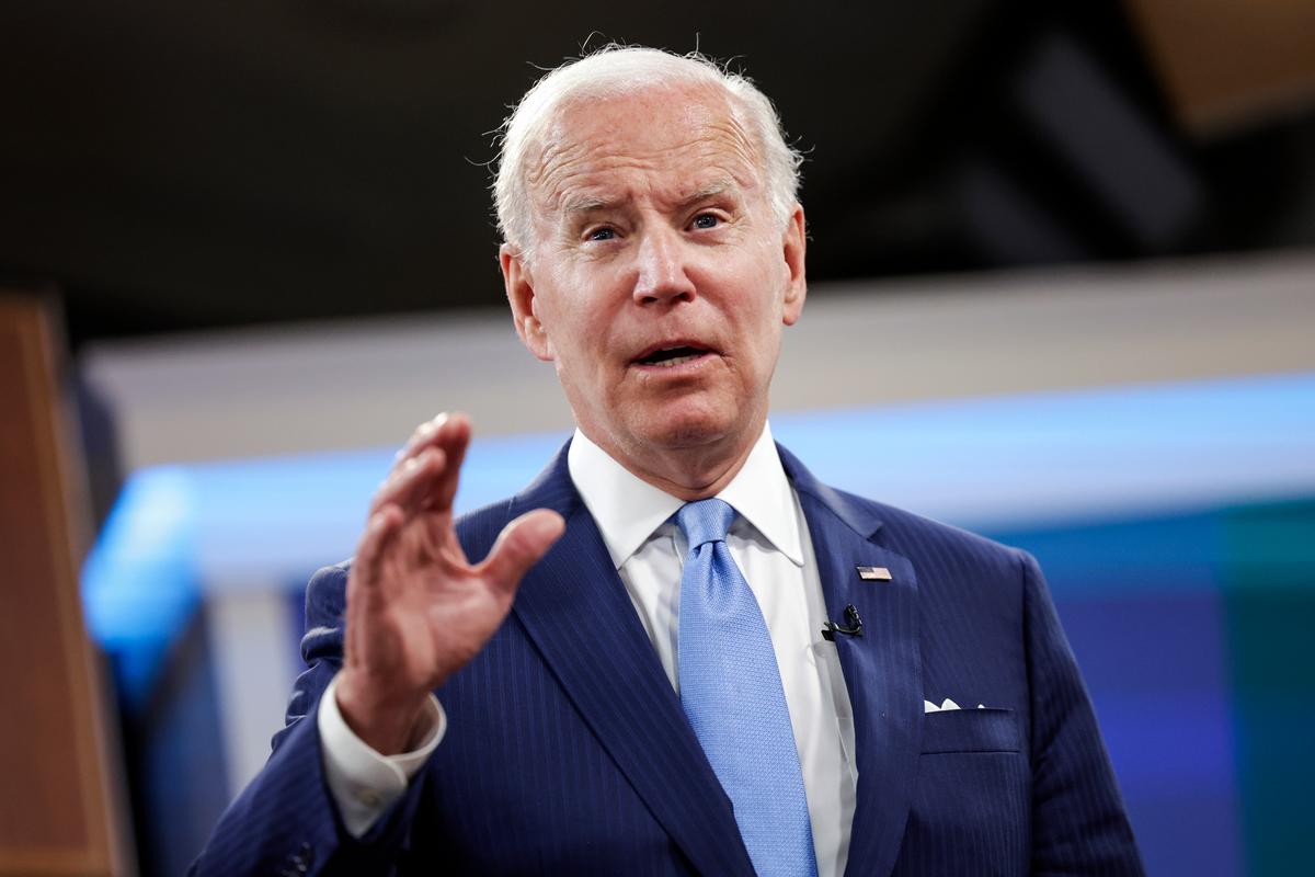 Only 28 Percent of Americans Approve of Biden's Handling of Inflation: Poll
