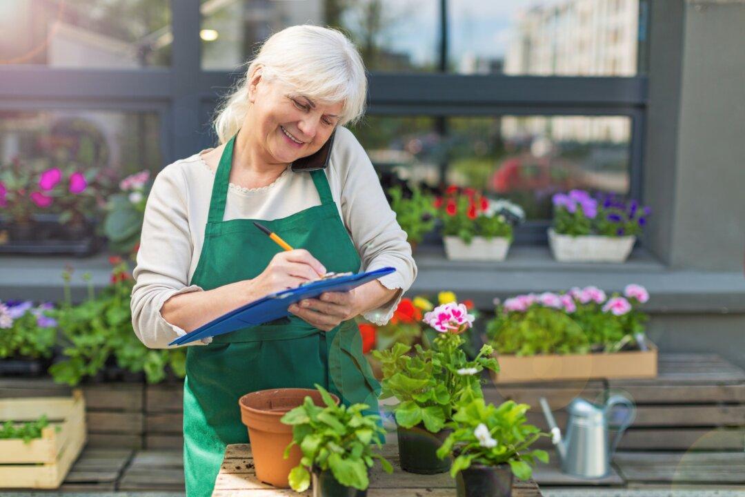 Going Out on Your Own? 4 Ways Finances Differ for the Self-Employed