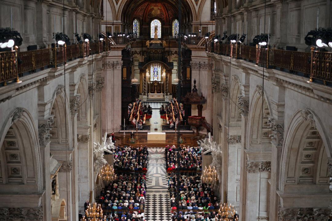 Britain Holds Thanksgiving Service for Absent Queen as Jubilee Celebrations Continue