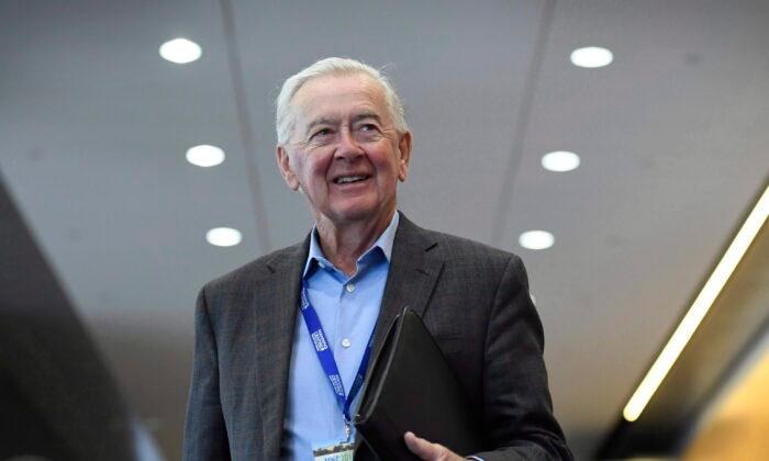 ‘The Redtape Letters’: Preston Manning’s New Book About Burgeoning Government Bureaucracy