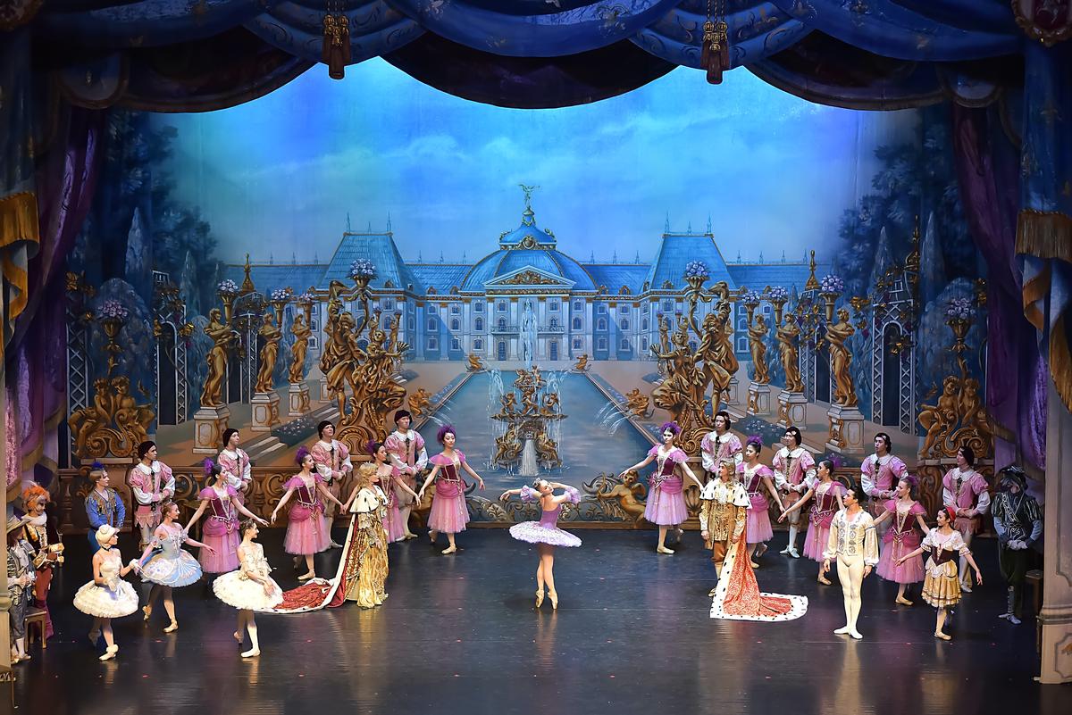 Scene from the 2018 "Sleeping Beauty" by the Royal Moscow Ballet in Palanga,Lithuania. (Vytautas Kielaitis/Shutterstock)