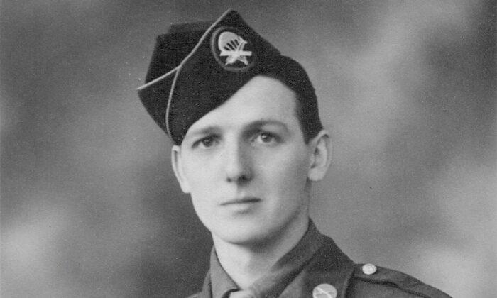 D-Day Veteran Immortalized in ‘Band of Brothers’ Dies at 101