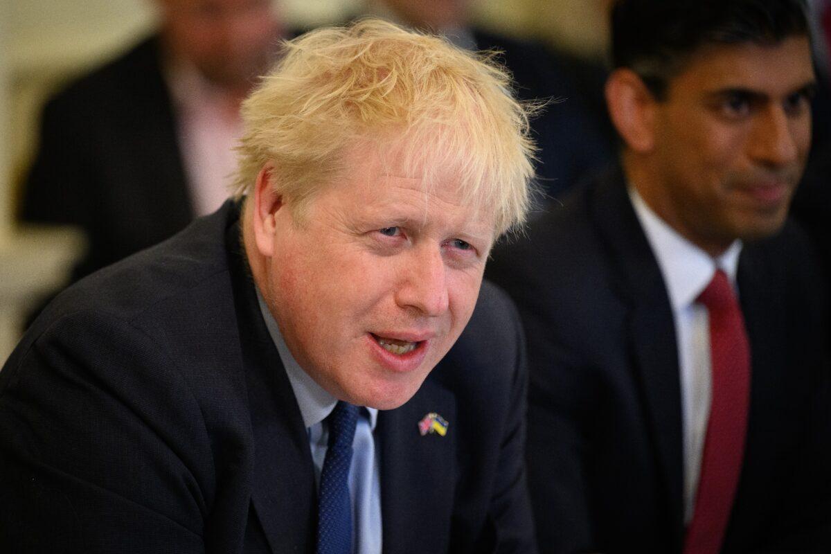 Britain's Prime Minister Boris Johnson addresses his Cabinet ahead of the weekly Cabinet meeting in Downing Street, London, on June 7, 2022. (Leon Neal—WPA Pool /Getty Images)