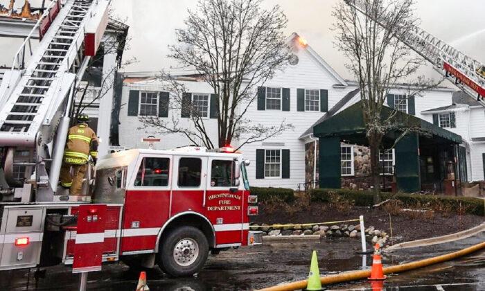 3 Children and 2 Adults Die in Michigan House Fire