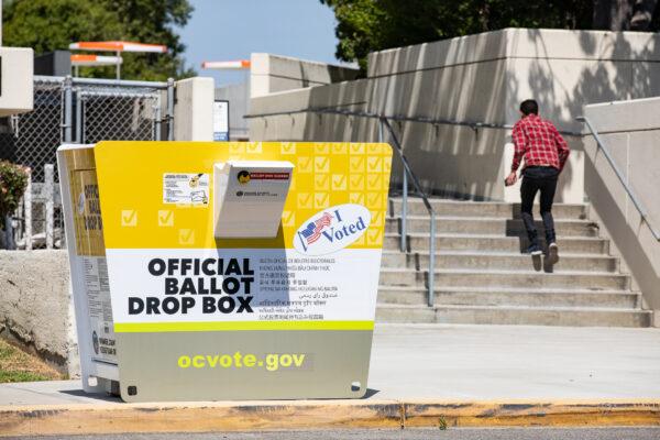 Voting ballots are audited at the Orange County Registrar of Voters office in Santa Ana, Calif., on June 9, 2022. (John Fredricks/The Epoch Times)