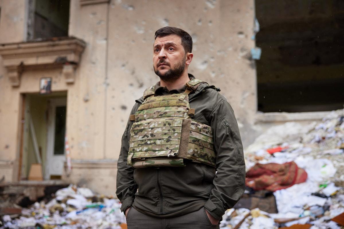 Ukrainians Hold Out as Russia Storms Eastern City on War’s 100th Day