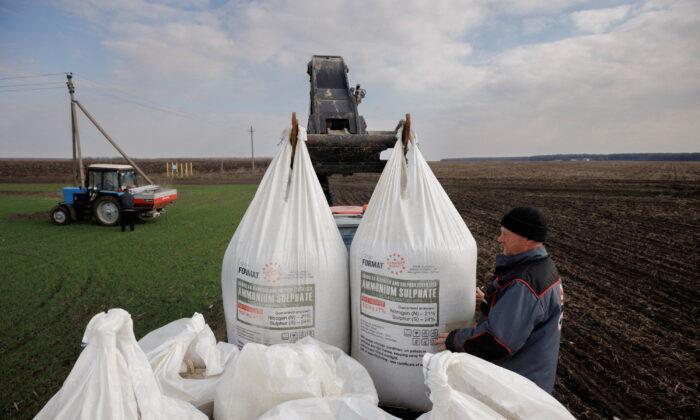 Soaring Fertilizer Prices Following Russia–Ukraine War Could Lead to One Million More Deaths: Study
