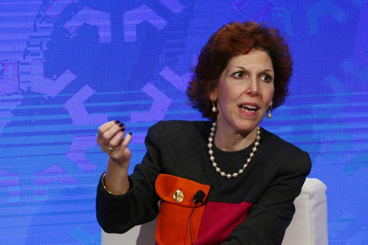 Cleveland Fed President Loretta Mester takes part in a panel convened to speak about the health of the U.S. economy in New York on Nov. 18, 2015. (Lucas Jackson/Reuters)