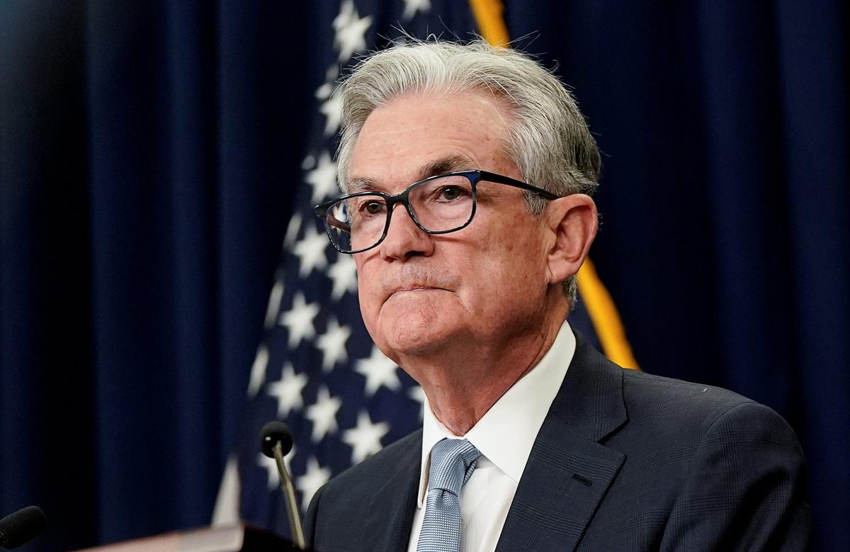 Powell Says Economic Growth Will Likely Slow as De-Globalization Pressures Build