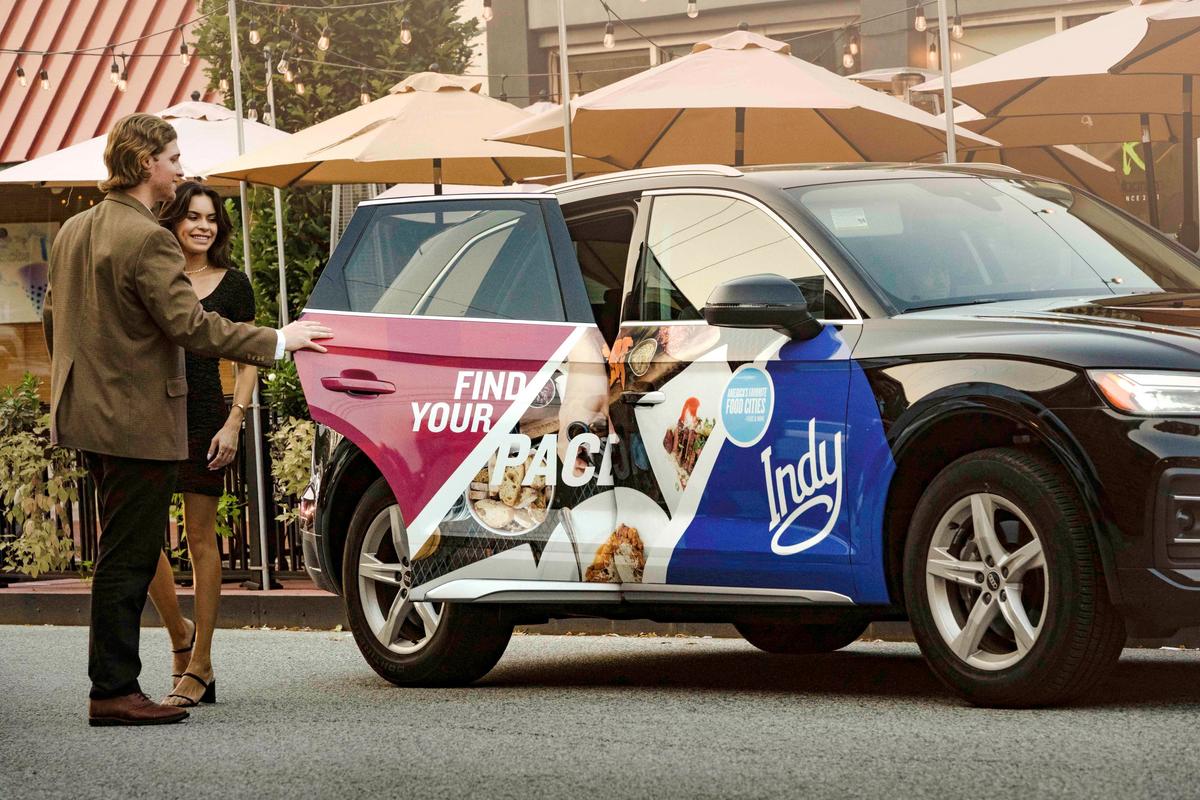 Gas at $5 Tips Some US Rideshare Drivers to Wrap Cars in Ads