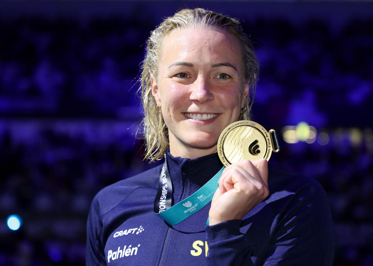 Sjostrom Dominates Again to Take 50m Butterfly Gold, Proud Wins 50m Freestyle