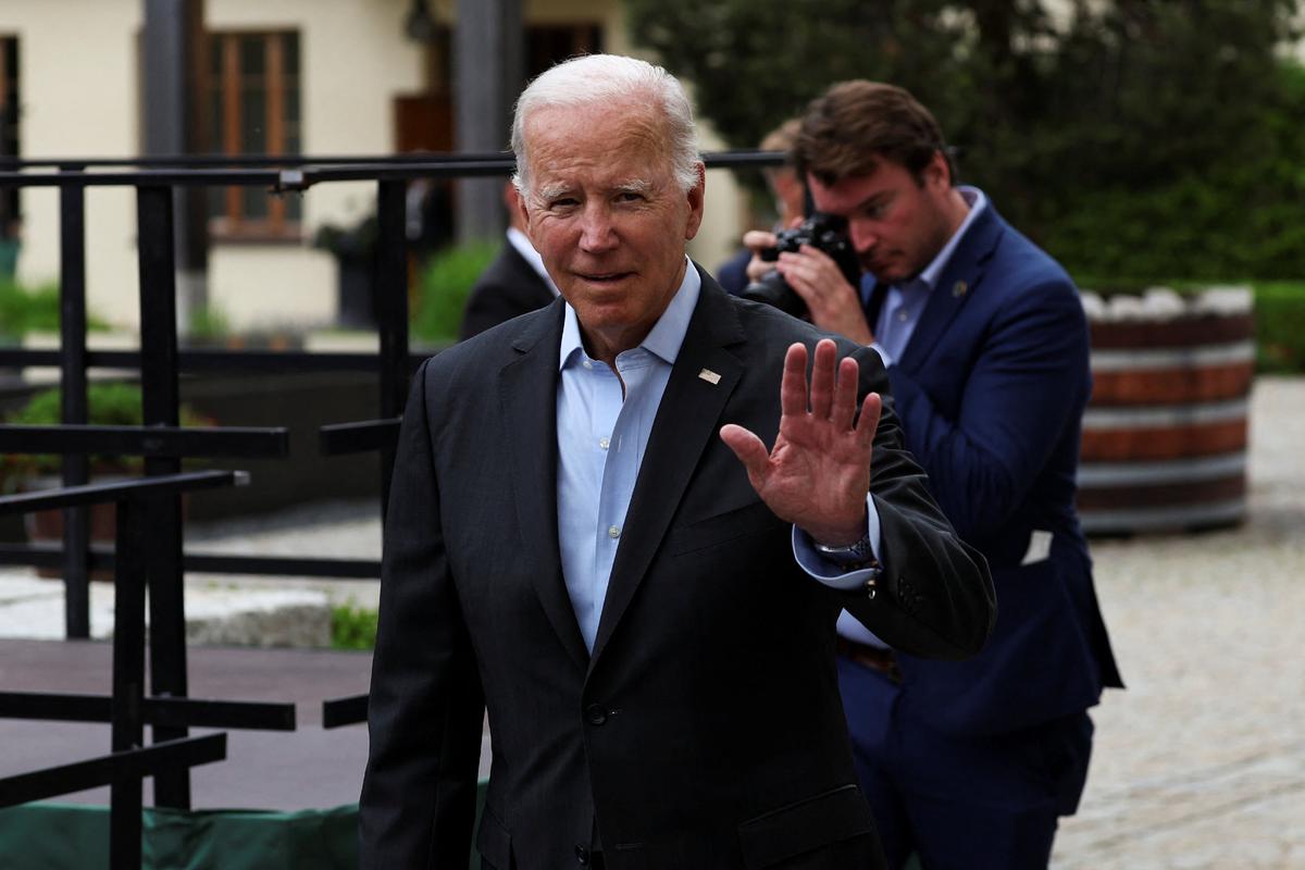 White House Identifies 6 Close Contacts Associated With Biden’s 'COVID Rebound' Case