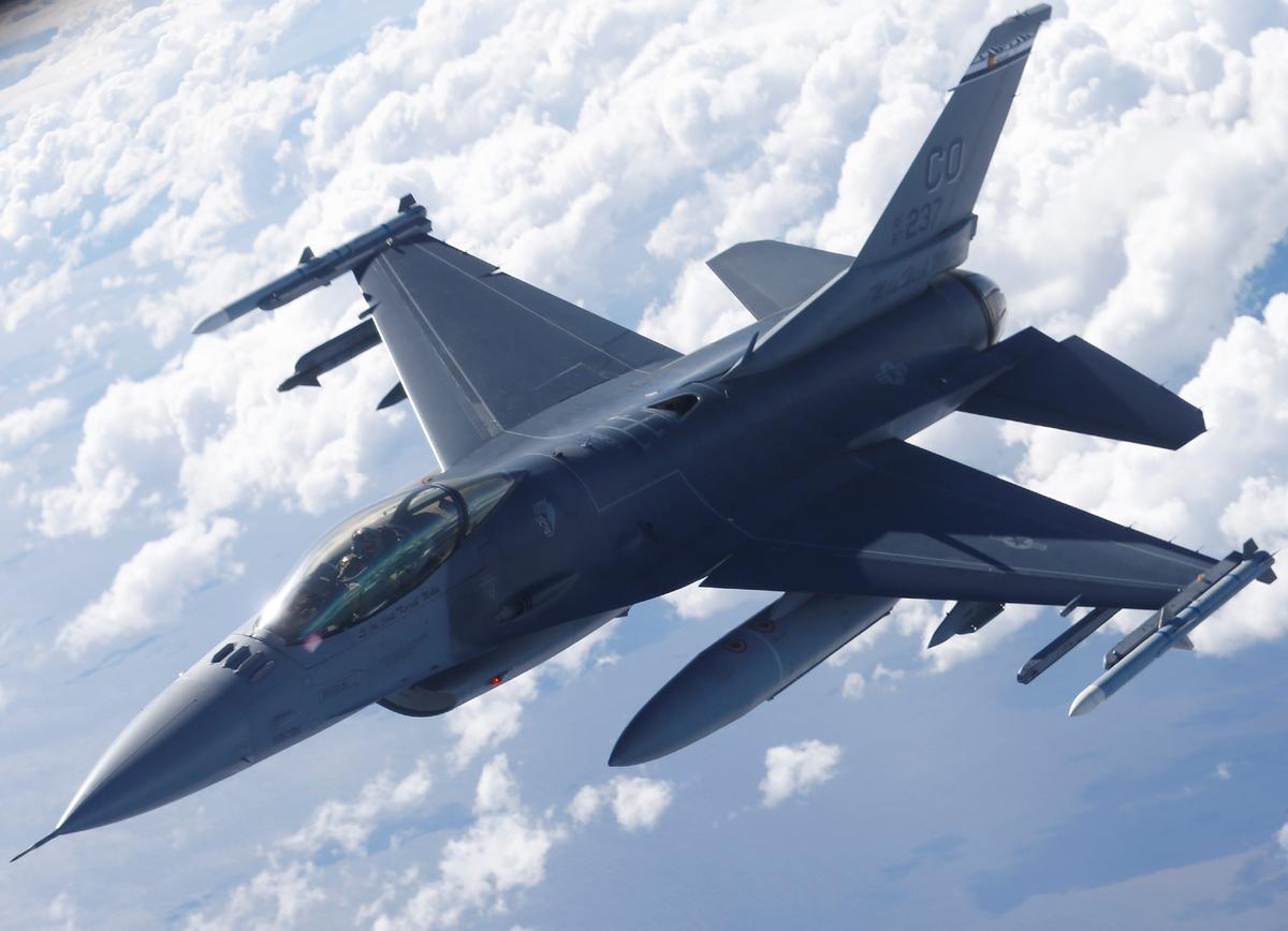 F-16 Jets for Ukraine Unlikely to Turn Tide of Battle, Experts Say