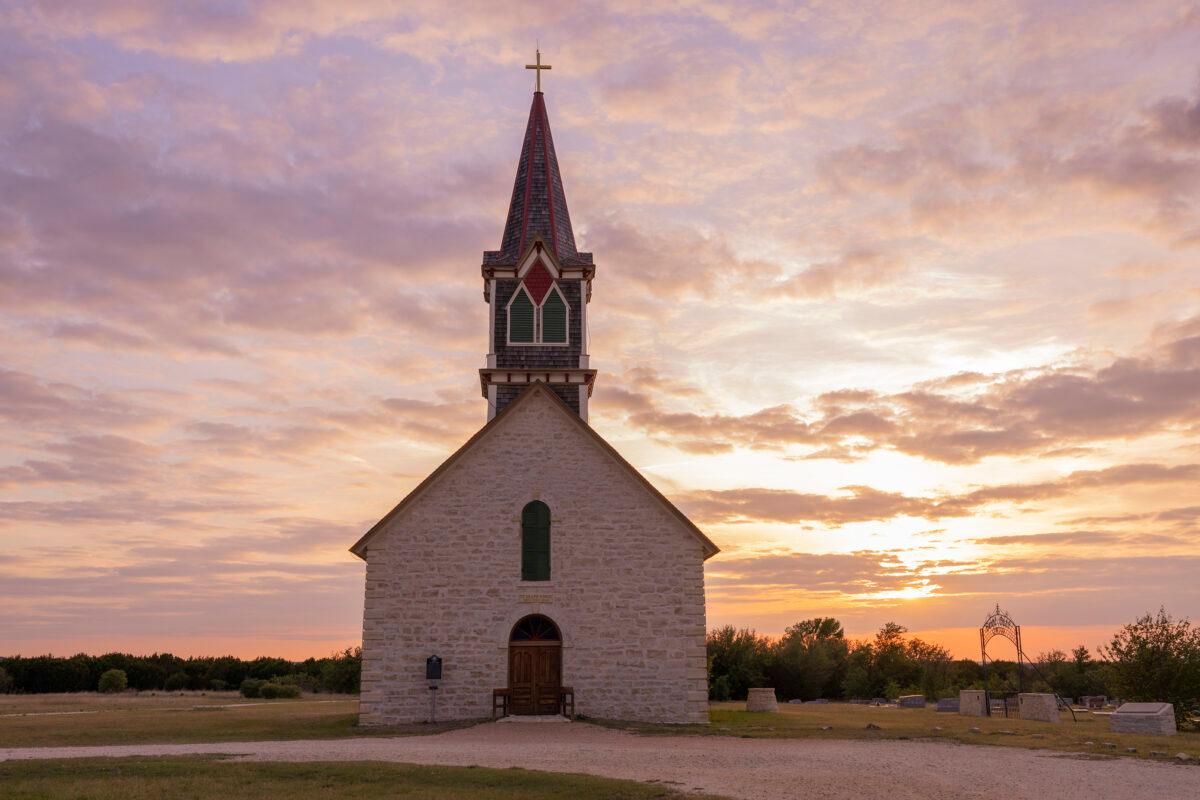 Sunset at the old Rock Church near Cranfills Gap, Texas. Luke Coffee and Elizabeth Toon planned to be married here before a hit-and-run driver ended the dream of their life together. (Dixie Dixon/For The Epoch Times)