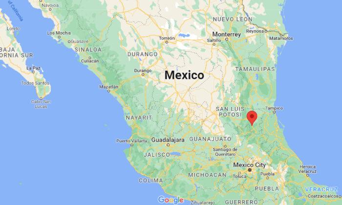 Battered Bodies of 7 Men Dumped on Road in Mexico