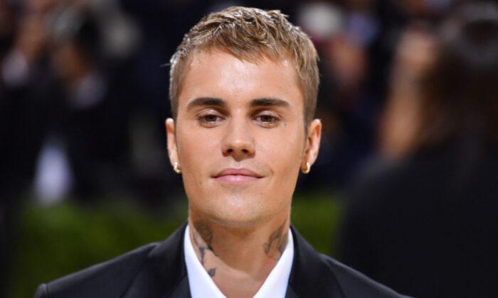 Justin Bieber Announces He Is Suffering From Rare Partial Facial Paralysis Disorder