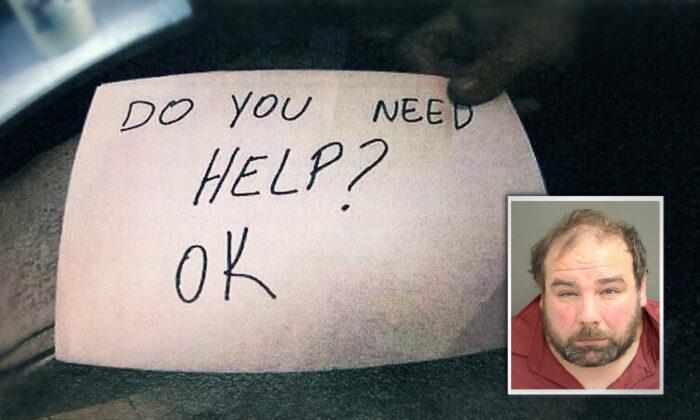 Restaurant Manager Sees Bruised Boy With Step-Dad, Writes Son Secret Note: ‘Do You Need Help?’ Parents Charged
