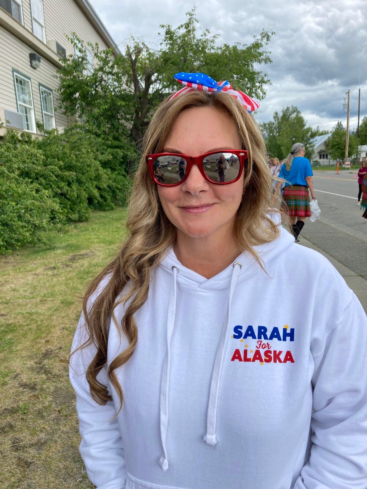 Leslie Wright of Alaska said she voted for Sarah Palin for U.S. Congress in the June 11 special primary because she's "the biggest dog in this fight." (Allan Stein/The Epoch Times)