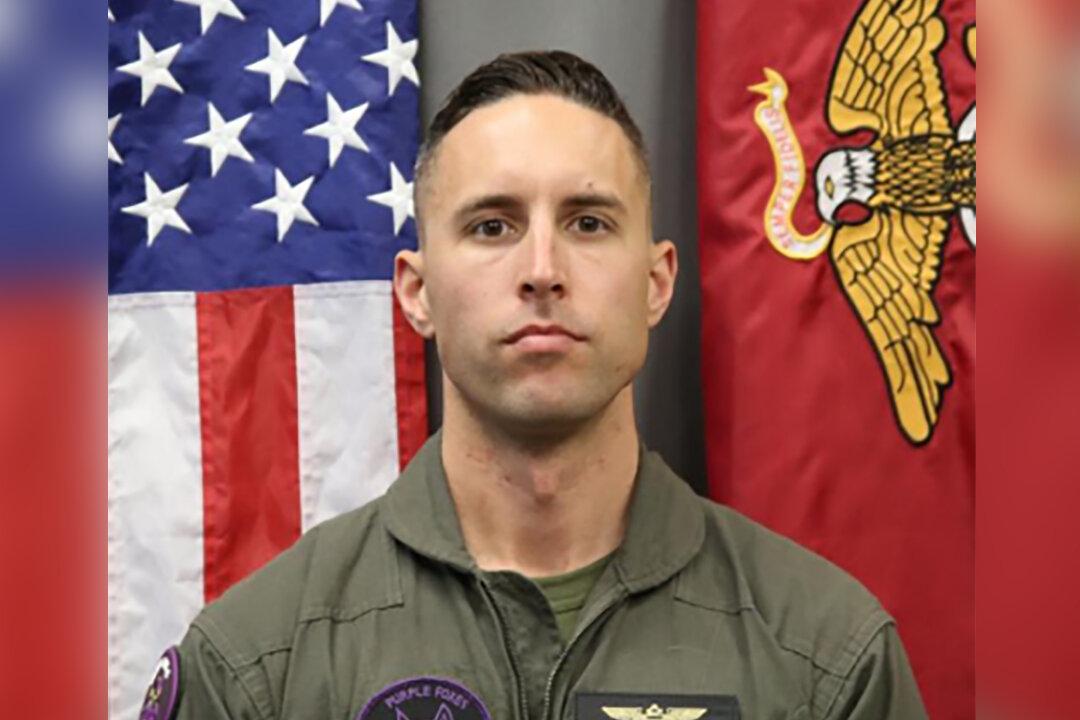 Former LA Dodger Steve Sax’s Son Among 5 Marines Killed in Aircraft Crash