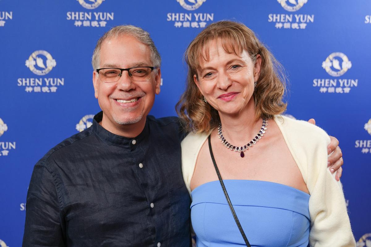 Surgeon Says Shen Yun Keeps Alive Traditions of the Chinese People