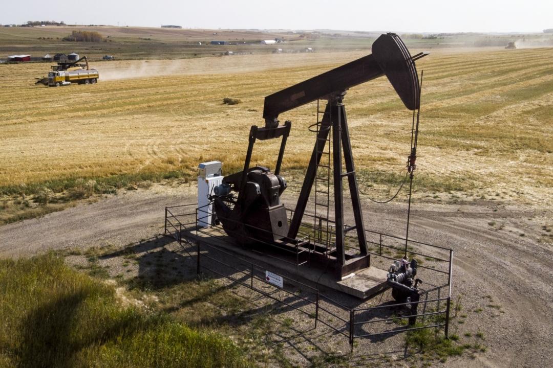 In Canada’s Oilpatch, Minimal Drilling Despite High Prices