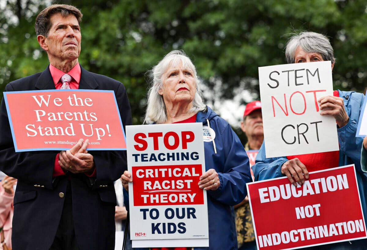 Opponents of critical race theory protest outside of the Loudoun County School Board headquarters in Ashburn, Va., on June 22, 2021. (Evelyn Hockstein/Reuters)