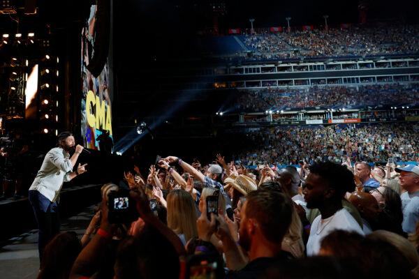 Thomas Rhett performs during day 2 of CMA Fest 2022 at Nissan Stadium in Nashville, Tennessee on June 10, 2022. (Jason Kempin/Getty Images)