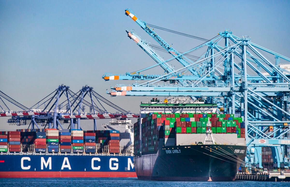 LA, Long Beach Ports Rank Last in World for Efficiency: Report