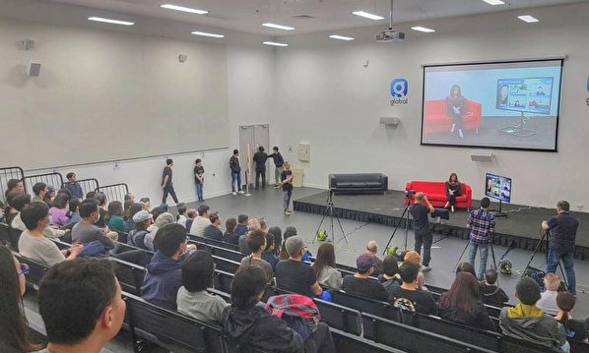 Scholars Organize Flea Markets and Anti-Brainwashing Learning Platforms