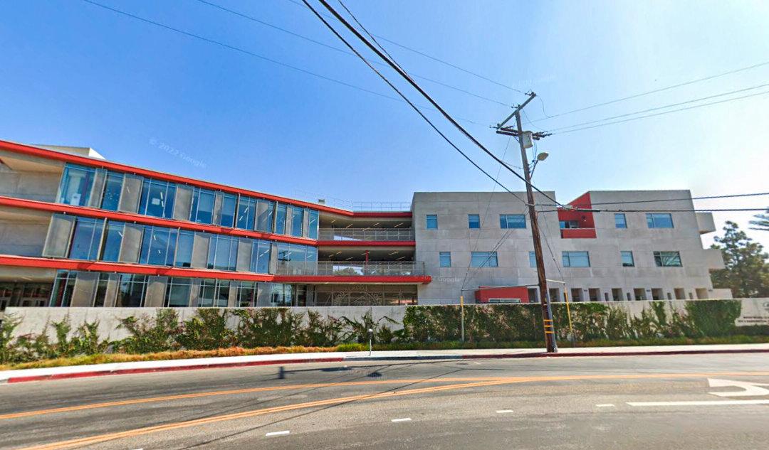 Elite LA School Sued for ‘Racially Divisive,’ Antisemitic Curriculum