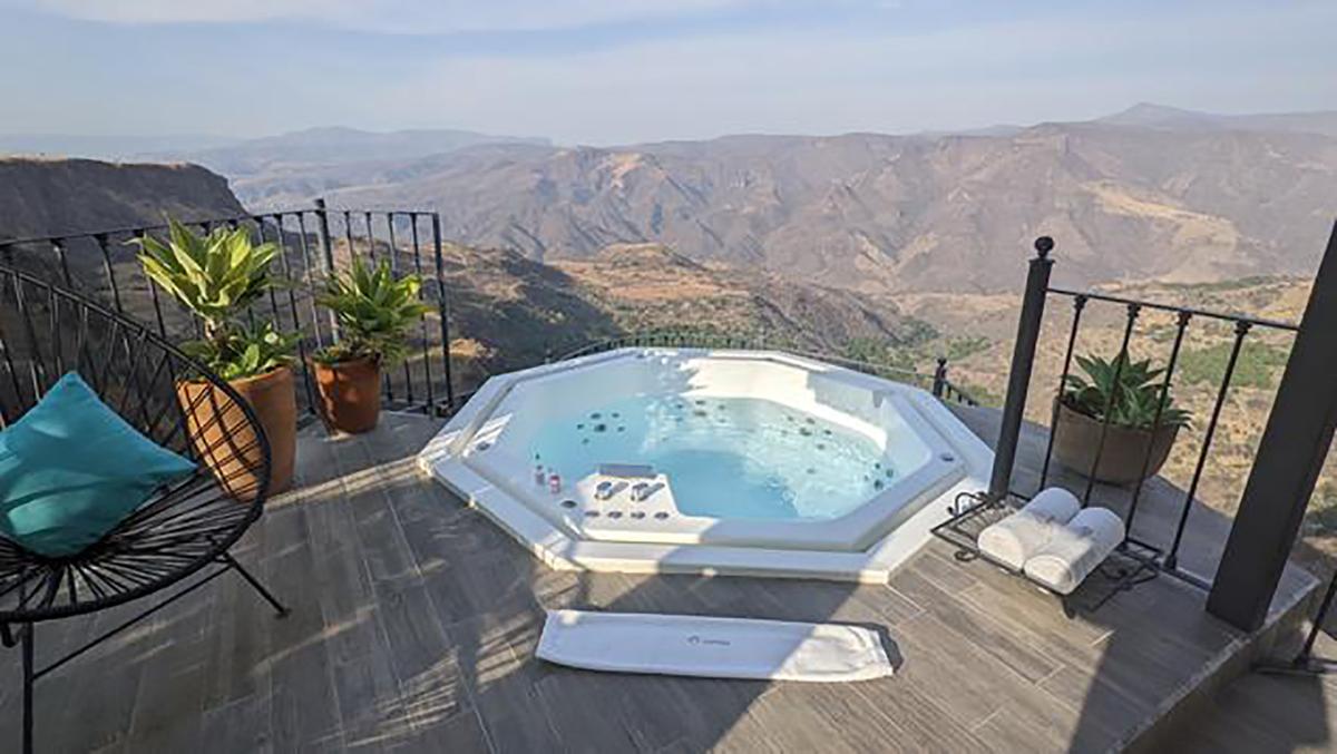 Spend a few hours in the Jacuzzi that overlooks a canyon at Hotel Defranca. (Photo courtesy of Alex Temblador/Travel Pulse/TNS)