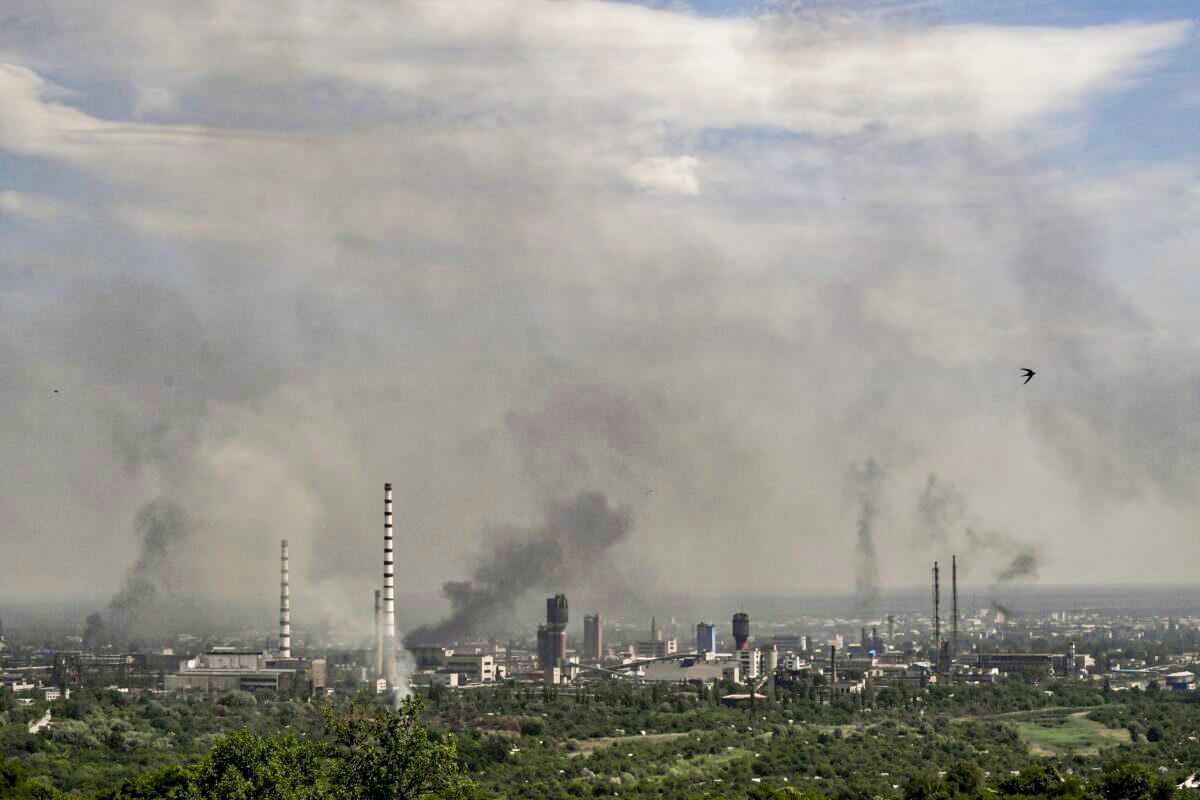 Russians Control 80 Percent of Key Ukraine City, Cut Escape Routes: Ukrainian Official