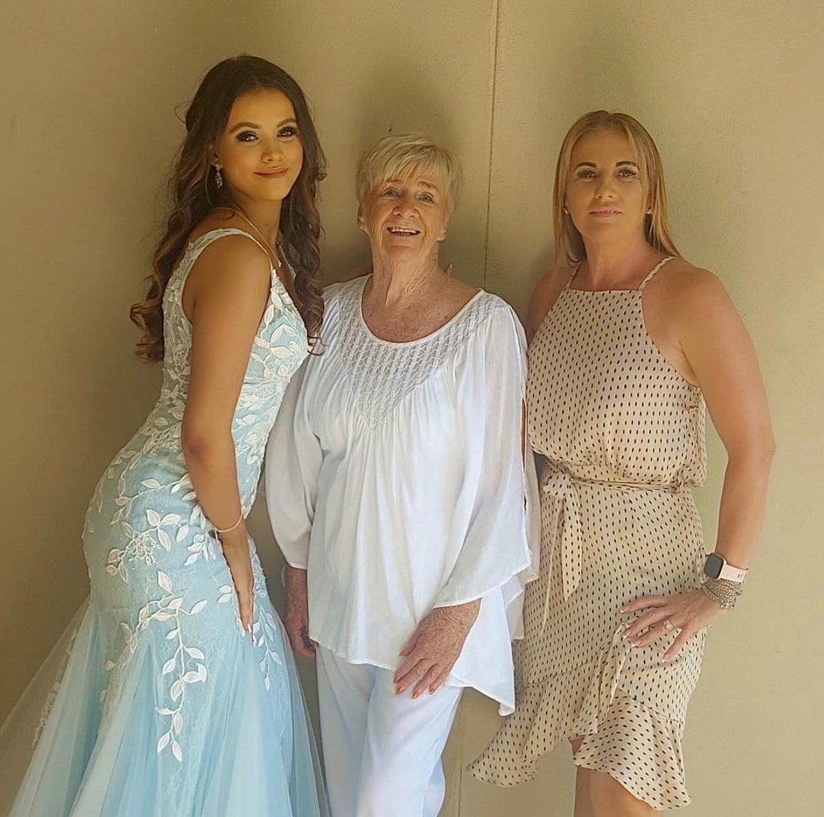 Tia (L) with her grandma Jacqueline and mom, Samantha. (Courtesy of Tia Schwind)